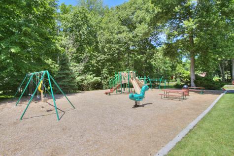 88 Merry Meet Circle Fairfield CT 06824