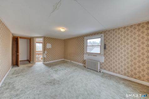 879 Neipsic Road Glastonbury CT 06033