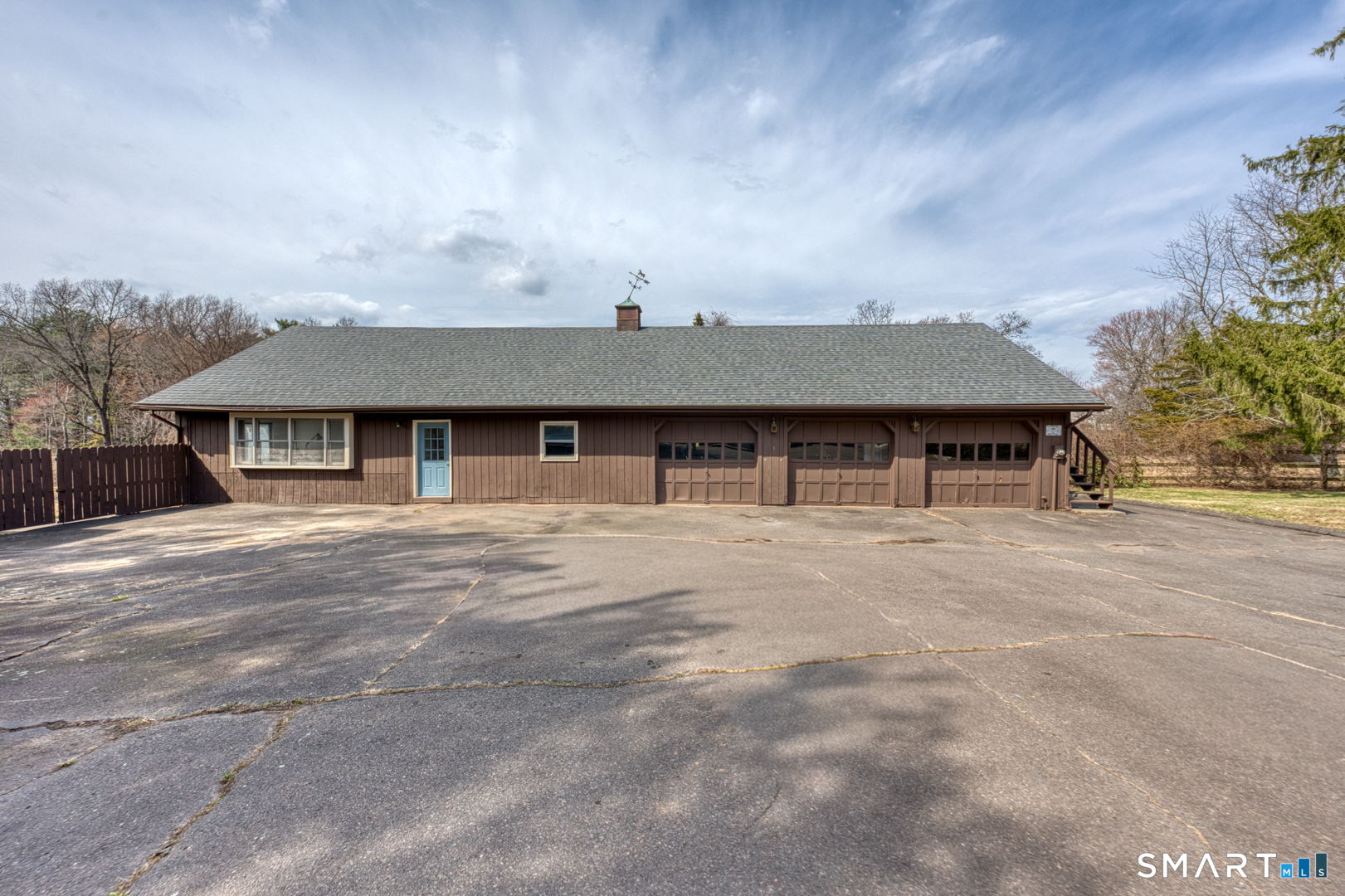 879 Neipsic Road Glastonbury CT 06033