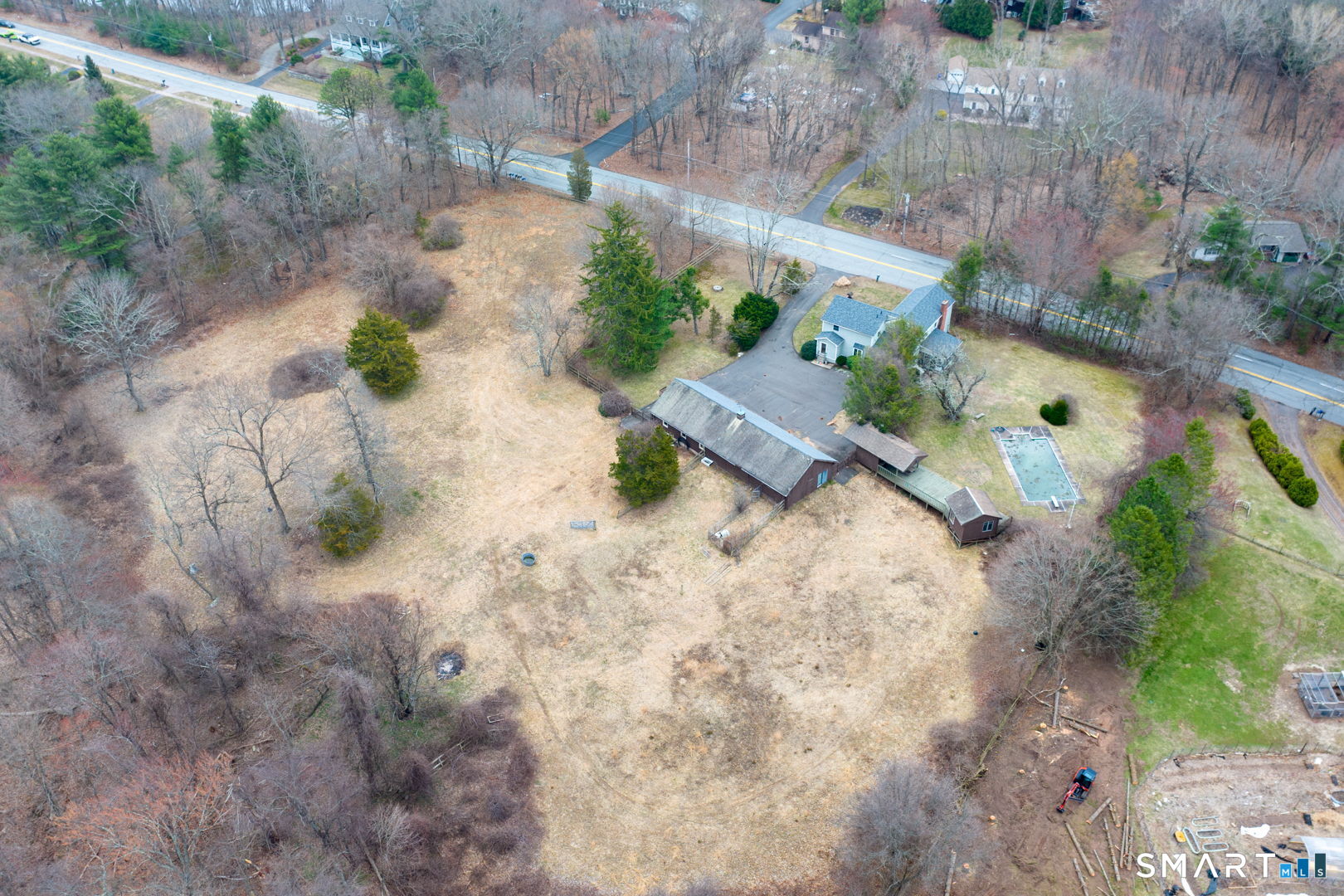 879 Neipsic Road Glastonbury CT 06033