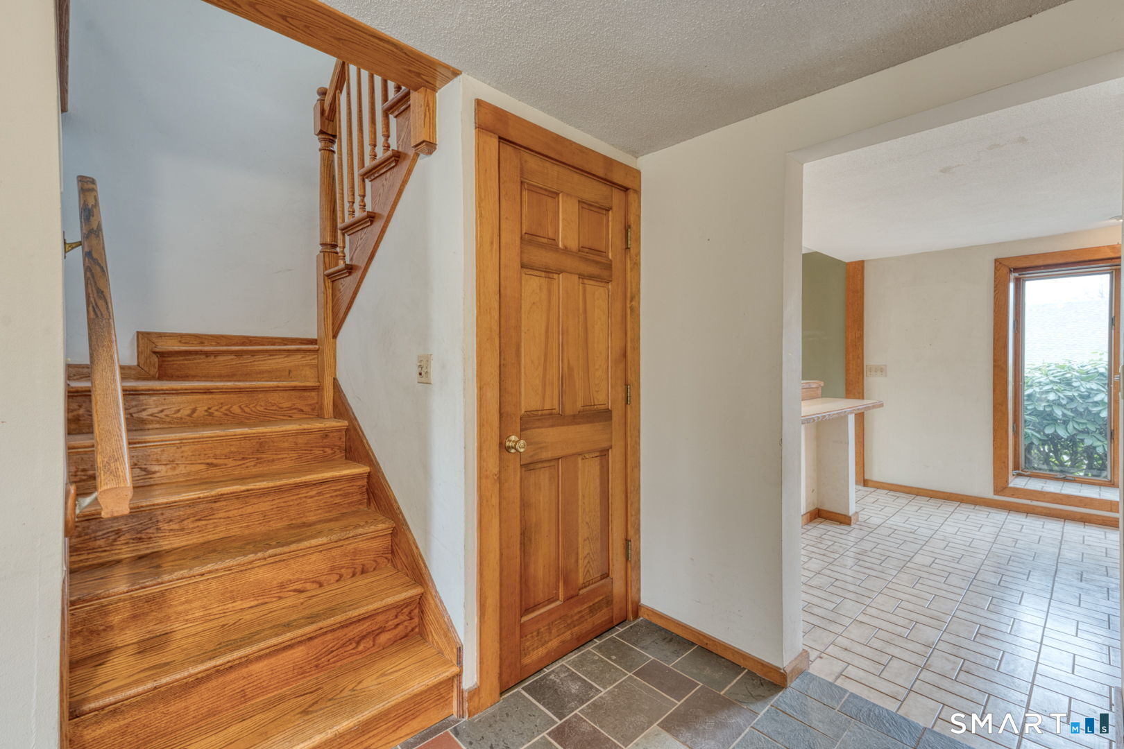 879 Neipsic Road Glastonbury CT 06033