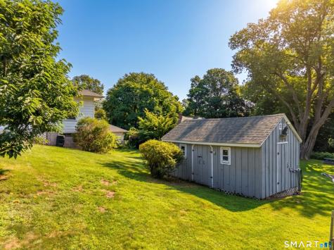 43 Upper Bartlett Road Waterford CT 06375