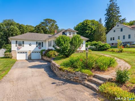 43 Upper Bartlett Road Waterford CT 06375