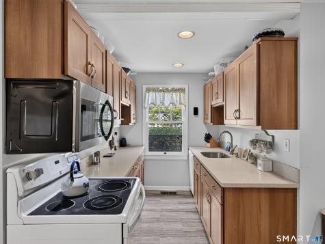 43 Upper Bartlett Road Waterford CT 06375