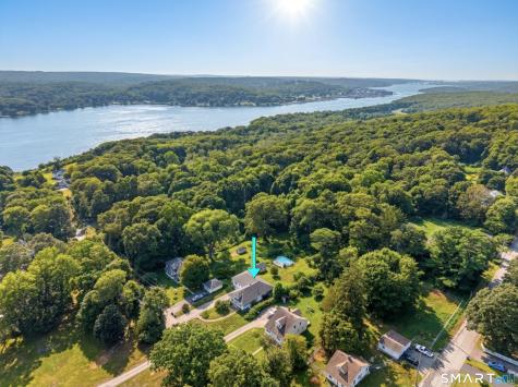 43 Upper Bartlett Road Waterford CT 06375