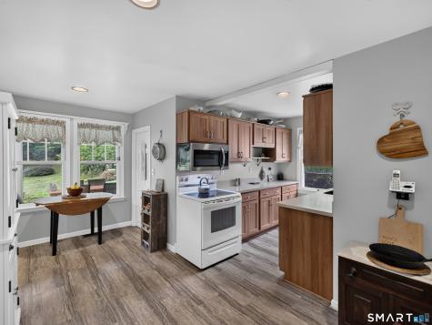43 Upper Bartlett Road Waterford CT 06375