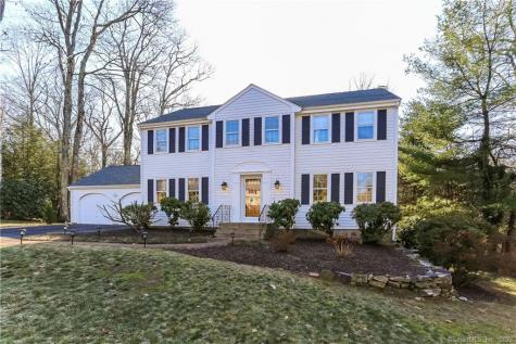 48 Copplestone Road Avon CT 06001
