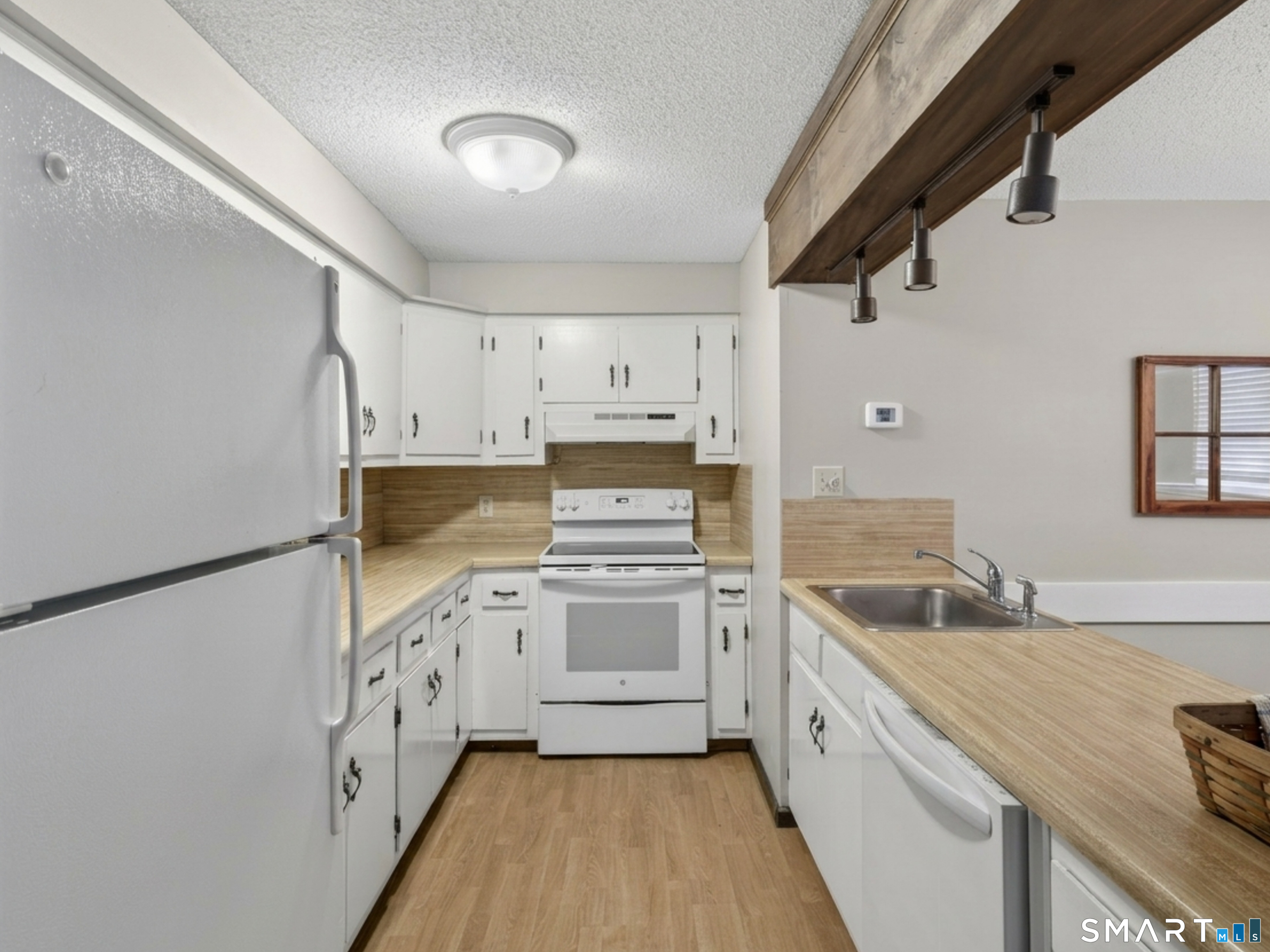 14 Hunters Ridge Road Shelton CT 06484
