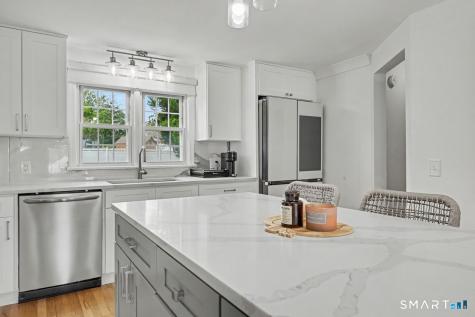 501 Bridgeview Place Stratford CT 06614