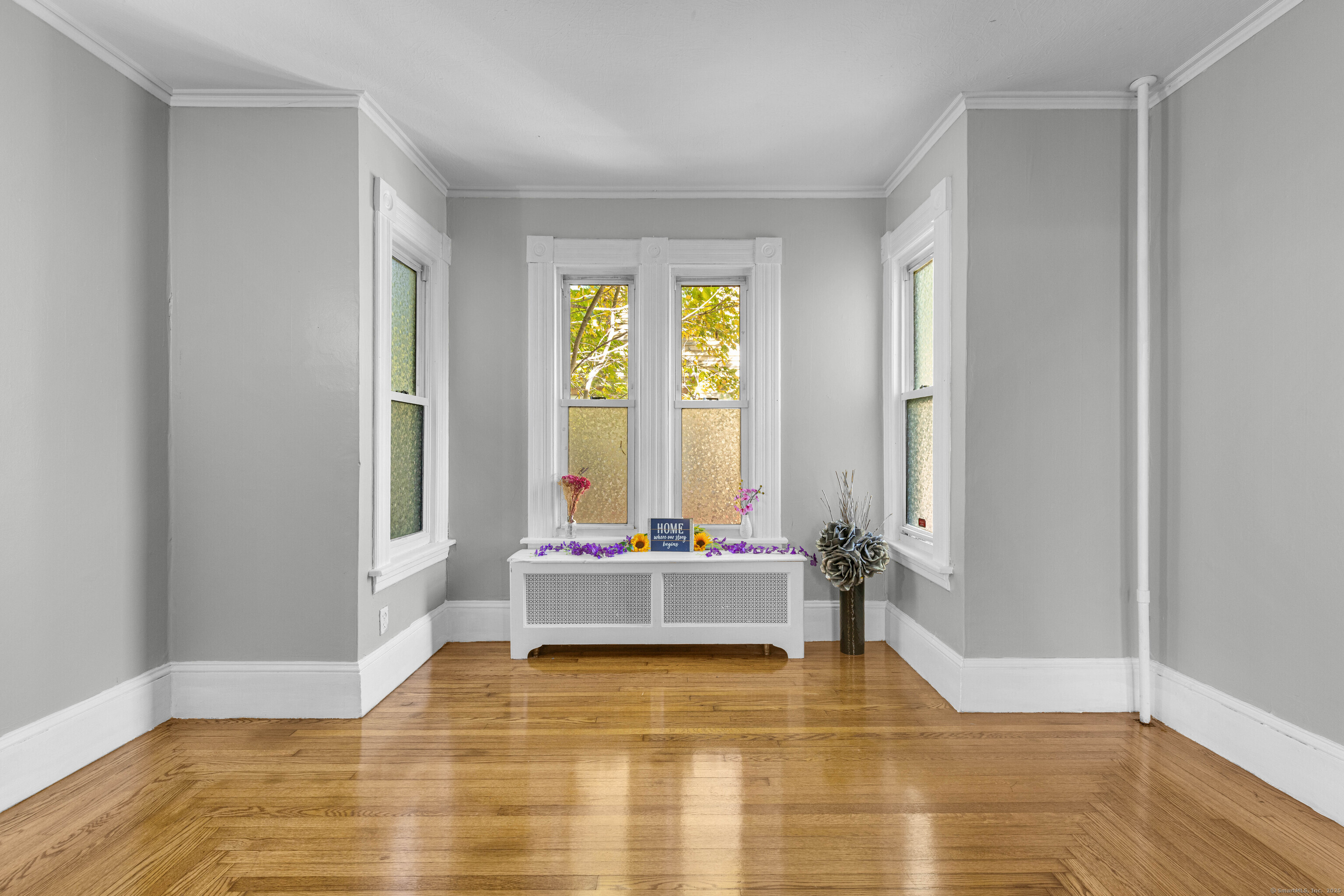 53 New King Street Enfield CT 06082