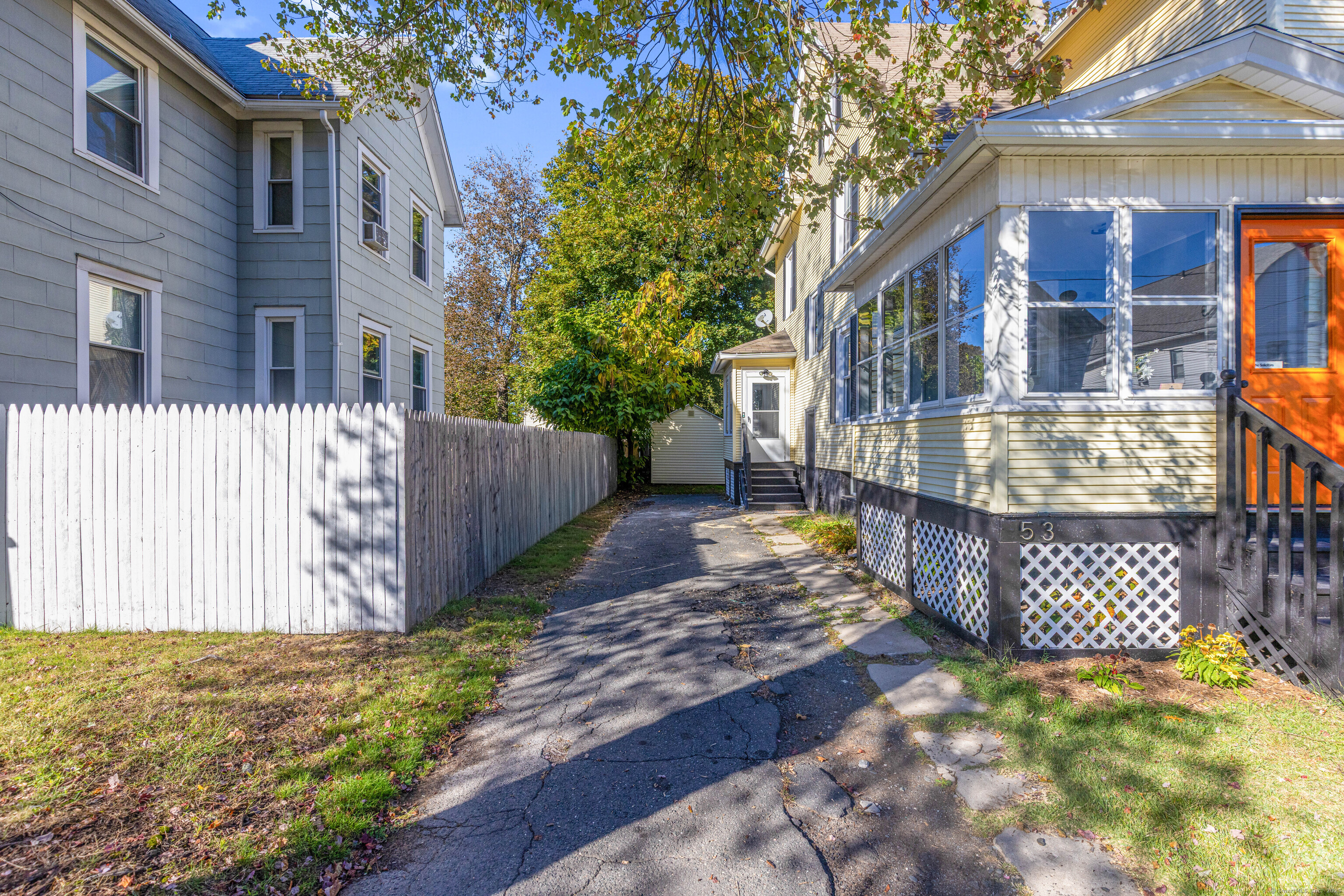 53 New King Street Enfield CT 06082