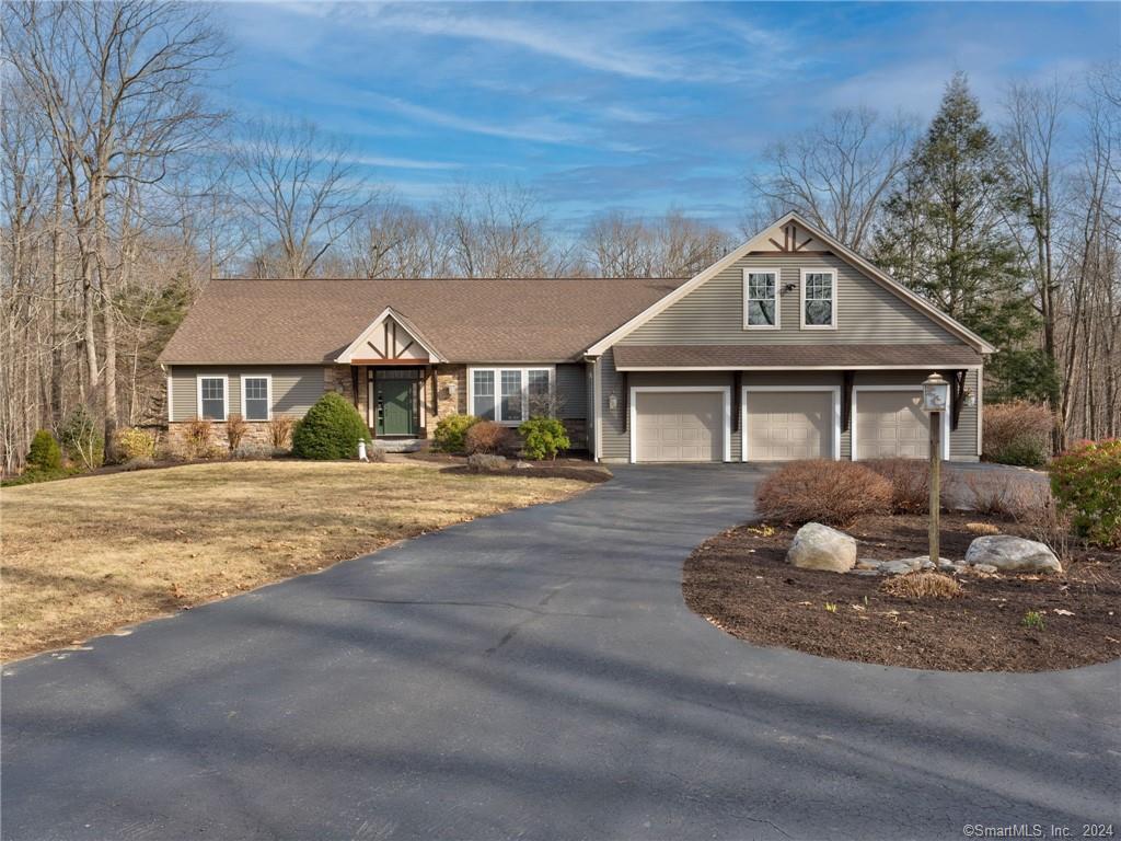 94 Beacon Hill Drive Mansfield CT 06268