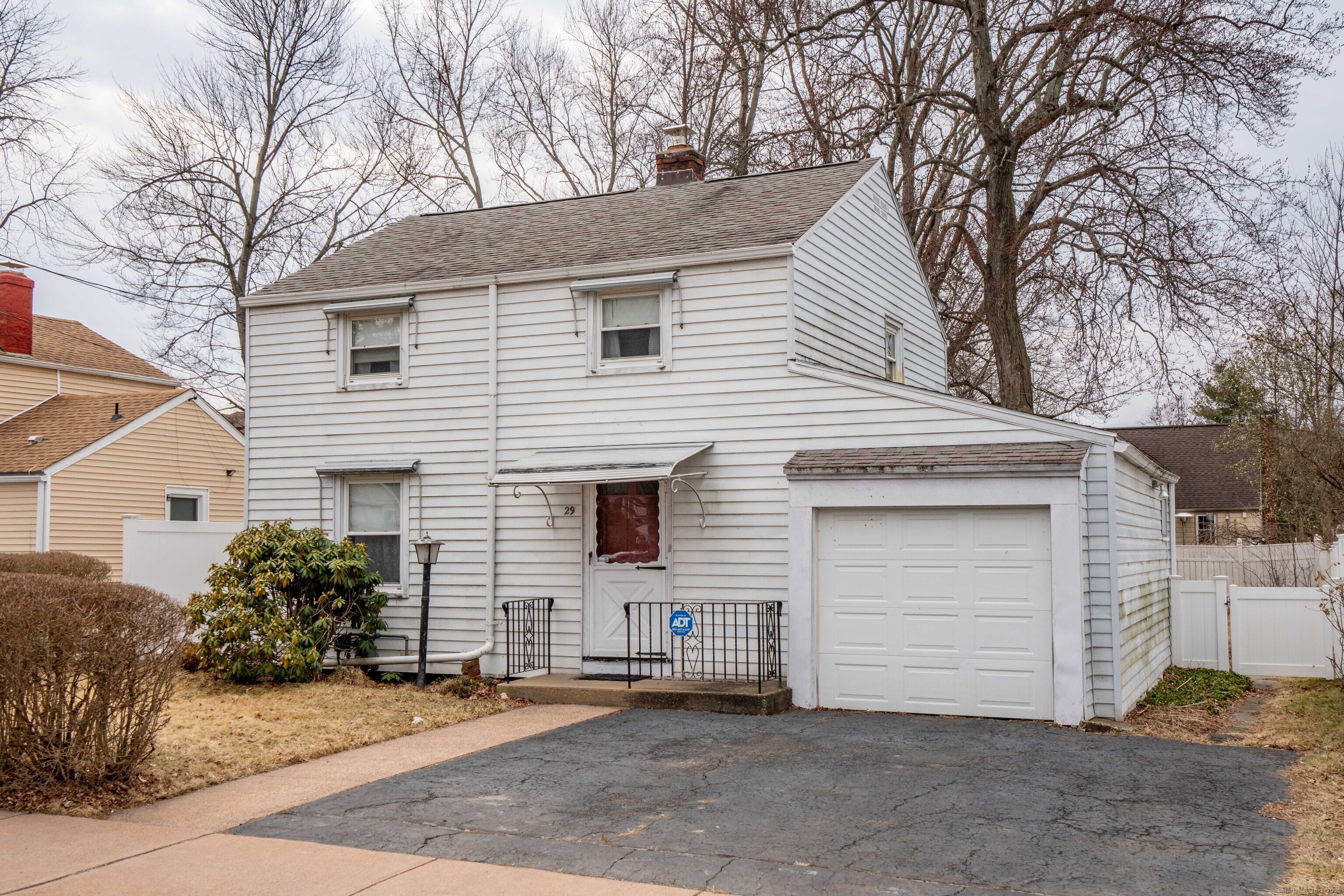 29 Montrose Street Hartford CT 06106