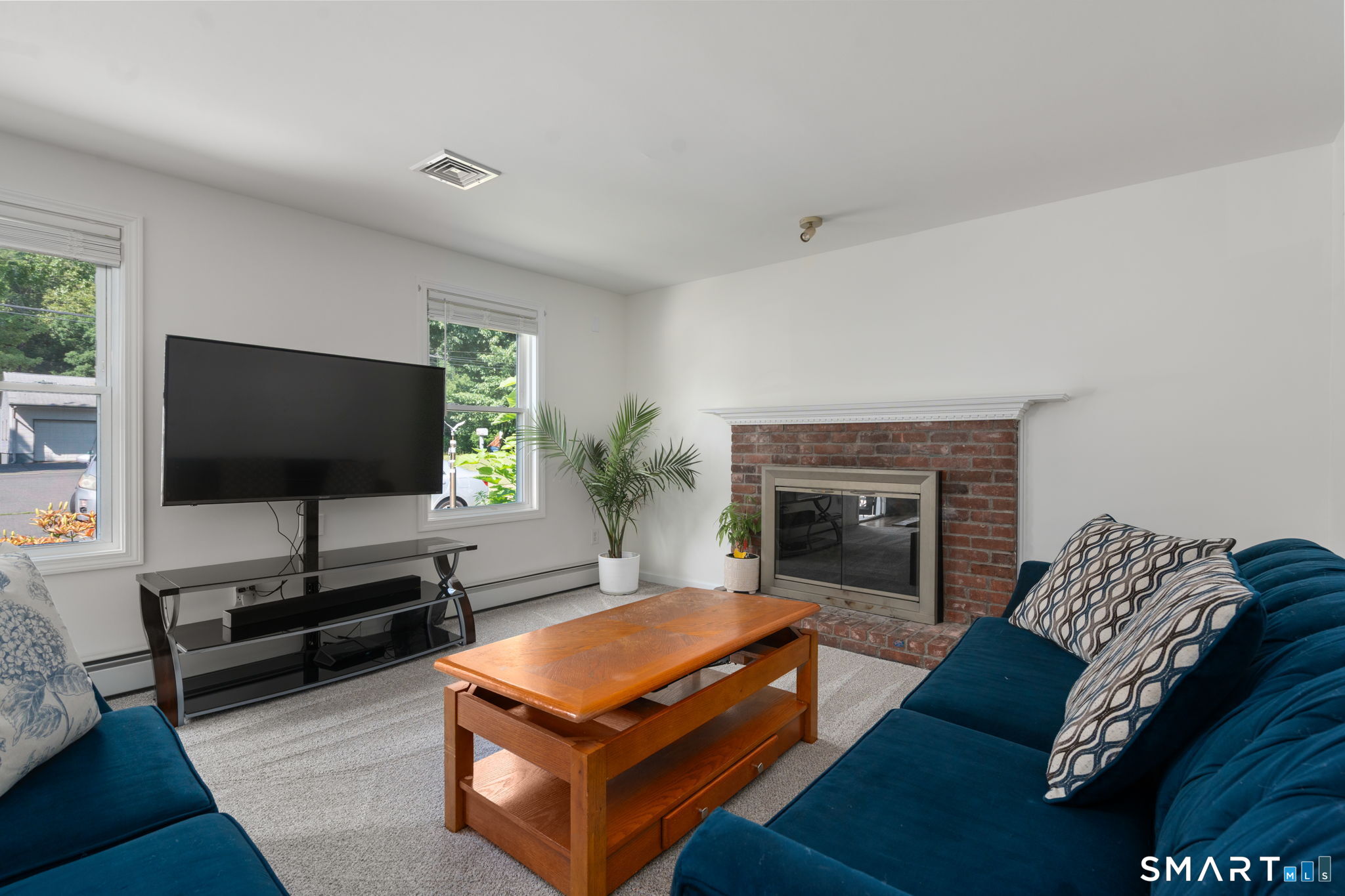 697 Governors Highway South Windsor CT 06074