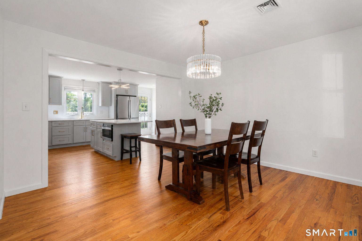 697 Governors Highway South Windsor CT 06074