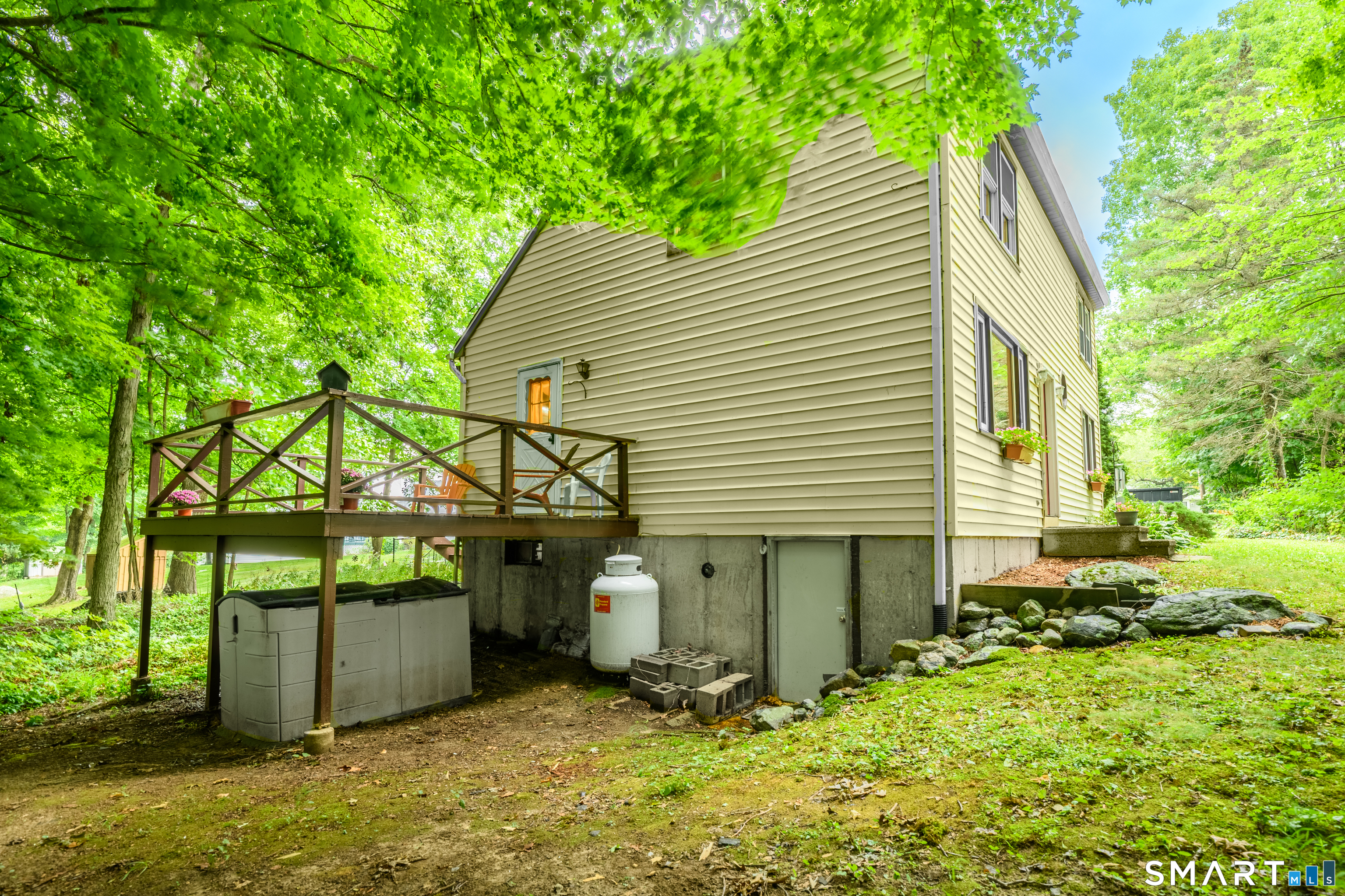 24 Yale Avenue Middlebury CT 06762