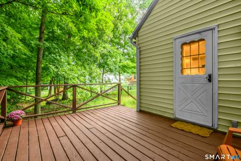 24 Yale Avenue Middlebury CT 06762