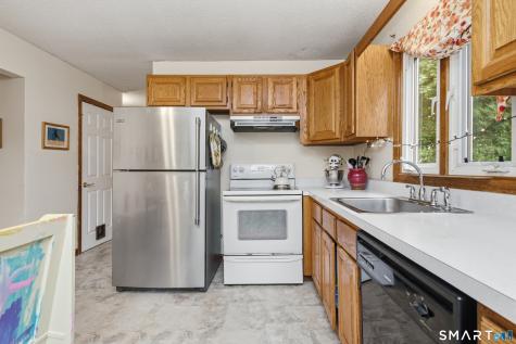 24 Yale Avenue Middlebury CT 06762