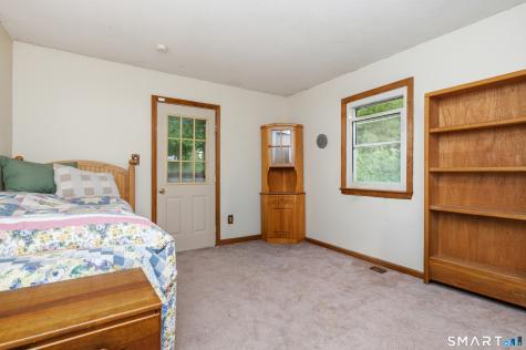 24 Yale Avenue Middlebury CT 06762