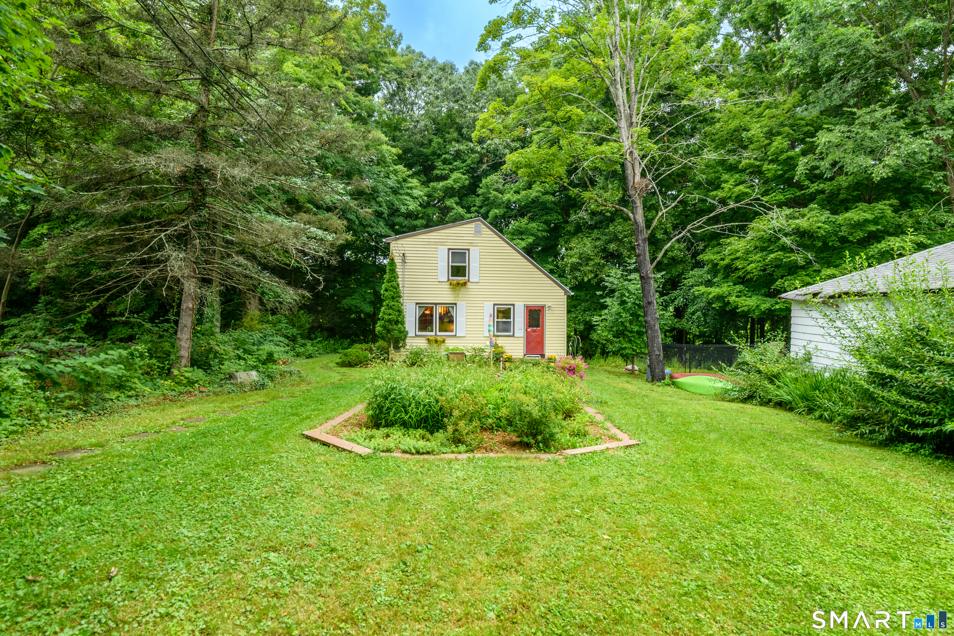 24 Yale Avenue Middlebury CT 06762