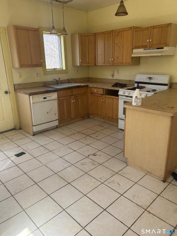 134 Sillimanville Road East Haddam CT 06469