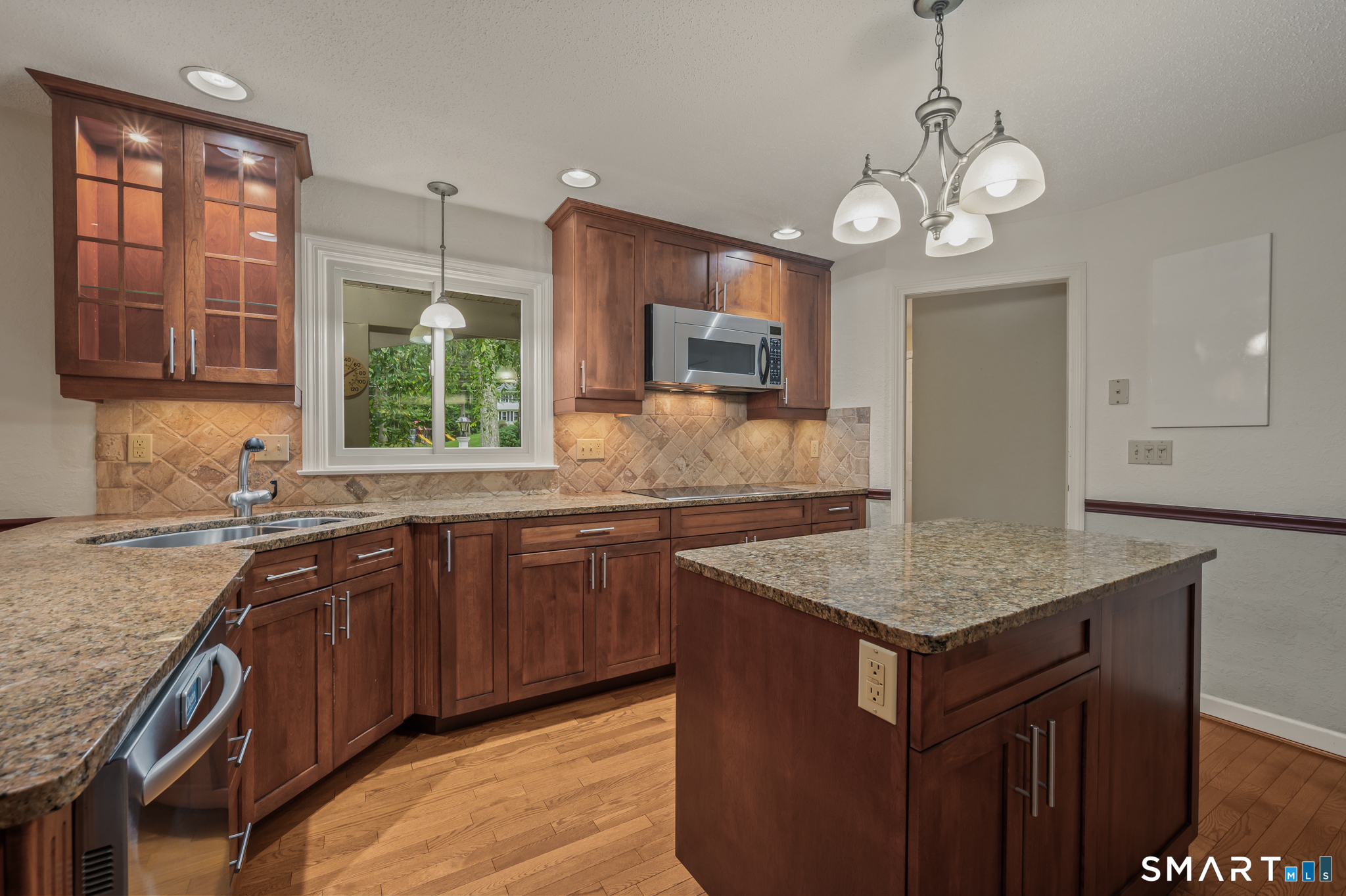 86 Knollwood Drive Glastonbury CT 06033