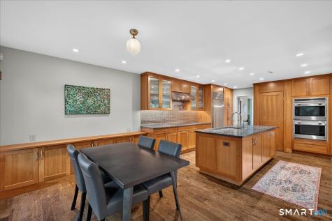 31 Book Hill Road Essex CT 06426