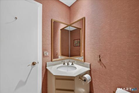 31 Book Hill Road Essex CT 06426