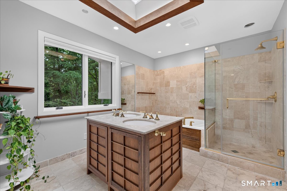 31 Book Hill Road Essex CT 06426