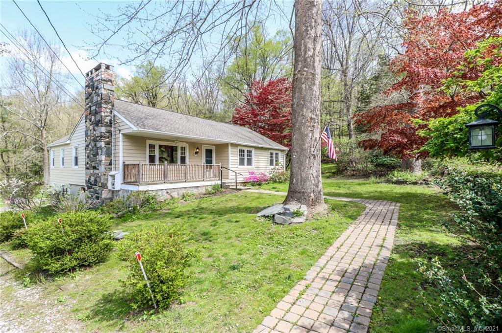 2 Grassy Lane Brookfield CT 06804