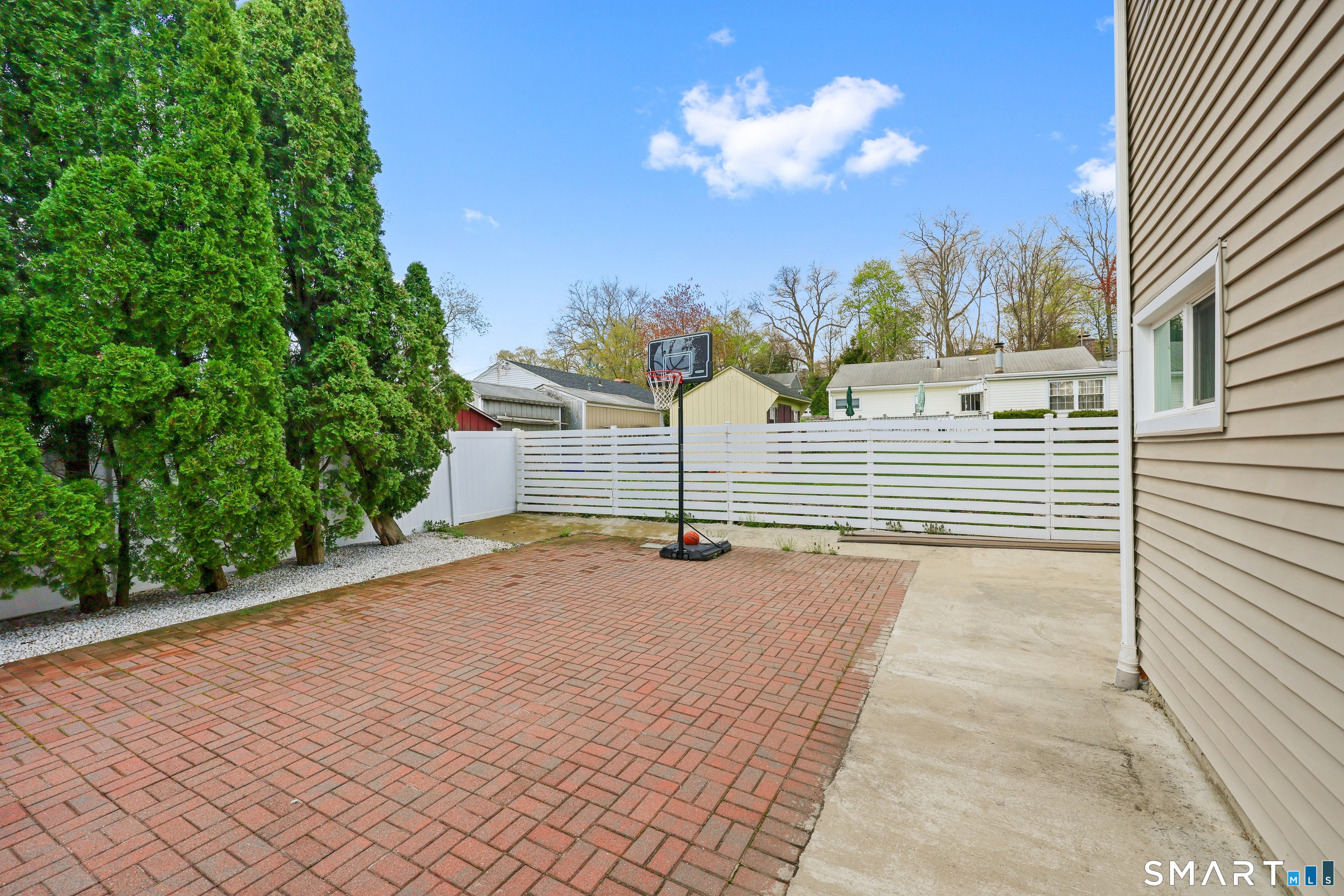 61 Muriel Drive Stamford CT 06907