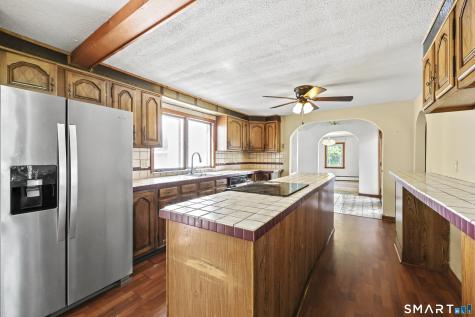 521 West Wolcott Avenue Windsor CT 06095