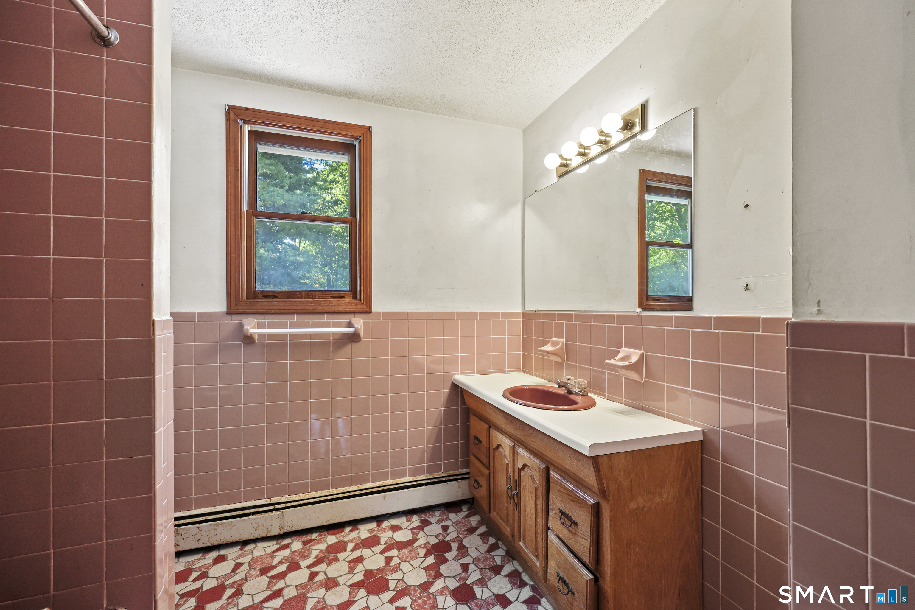 521 West Wolcott Avenue Windsor CT 06095