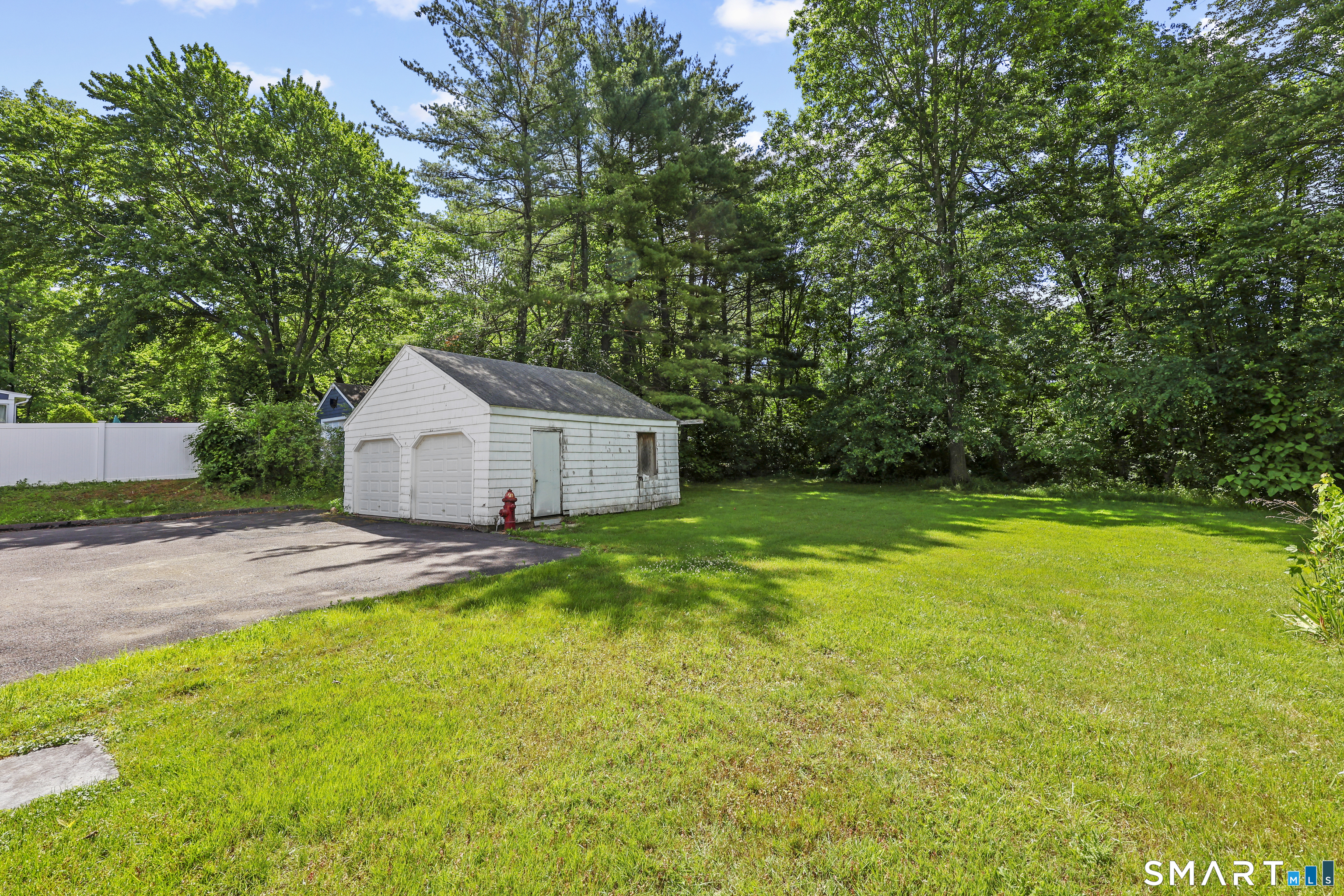 521 West Wolcott Avenue Windsor CT 06095