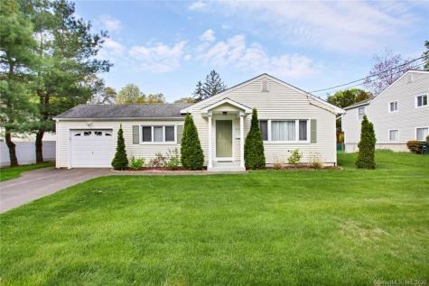 265 Sigwin Drive Fairfield CT 06824
