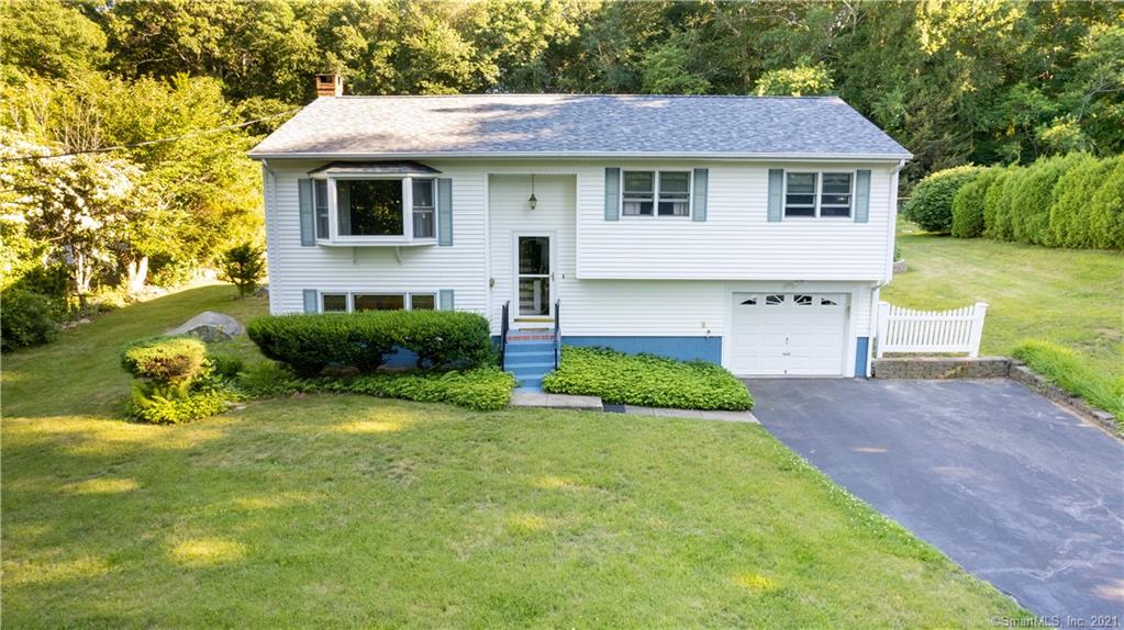 24 Mullen Hill Road Waterford CT 06385