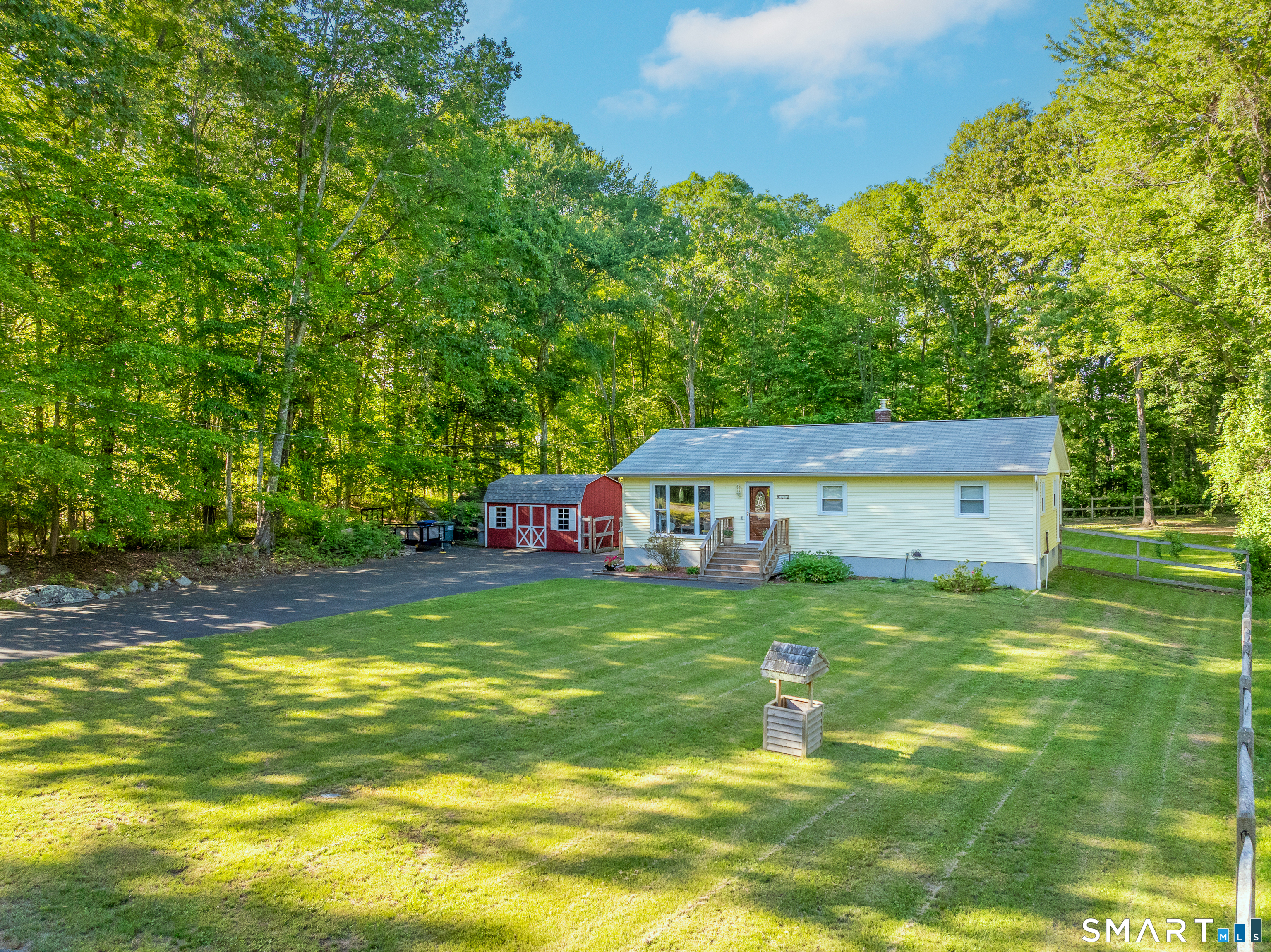 23 Ash Drive Ledyard CT 06335