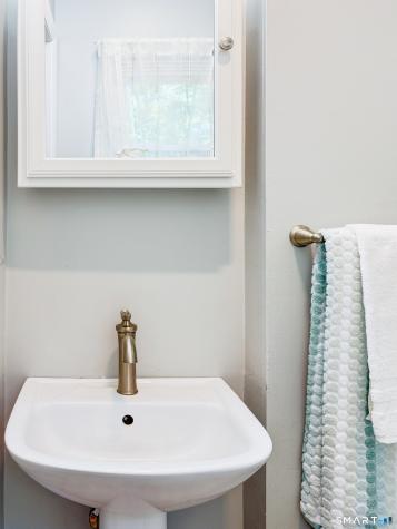 23 Ash Drive Ledyard CT 06335