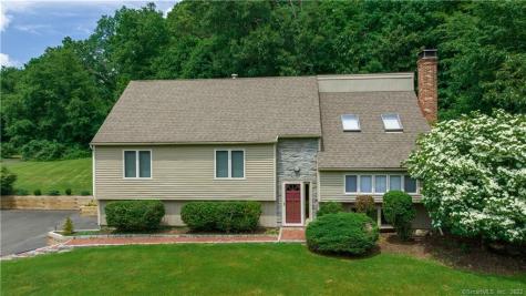 78 Currituck Road Newtown CT 06470