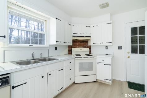 14 Ridgefield Road Wallingford CT 06492