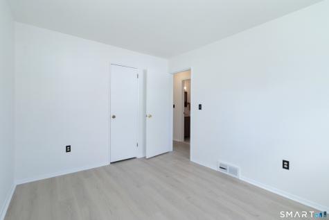14 Ridgefield Road Wallingford CT 06492