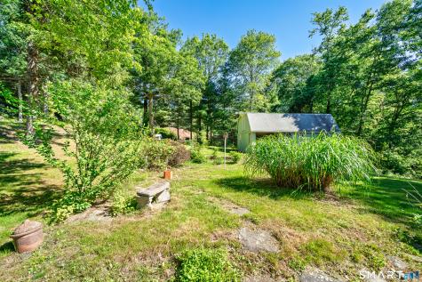 20 Geromin Drive Haddam CT 06441