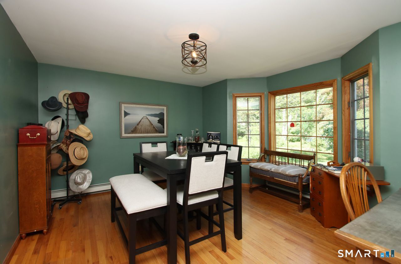 34 Sherry Lane New Milford CT 06776