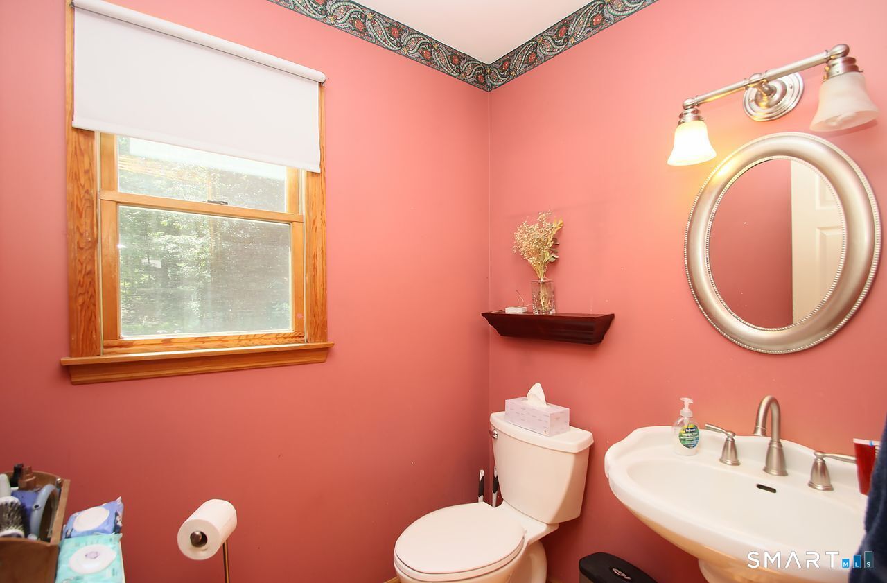 34 Sherry Lane New Milford CT 06776