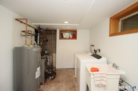 34 Sherry Lane New Milford CT 06776