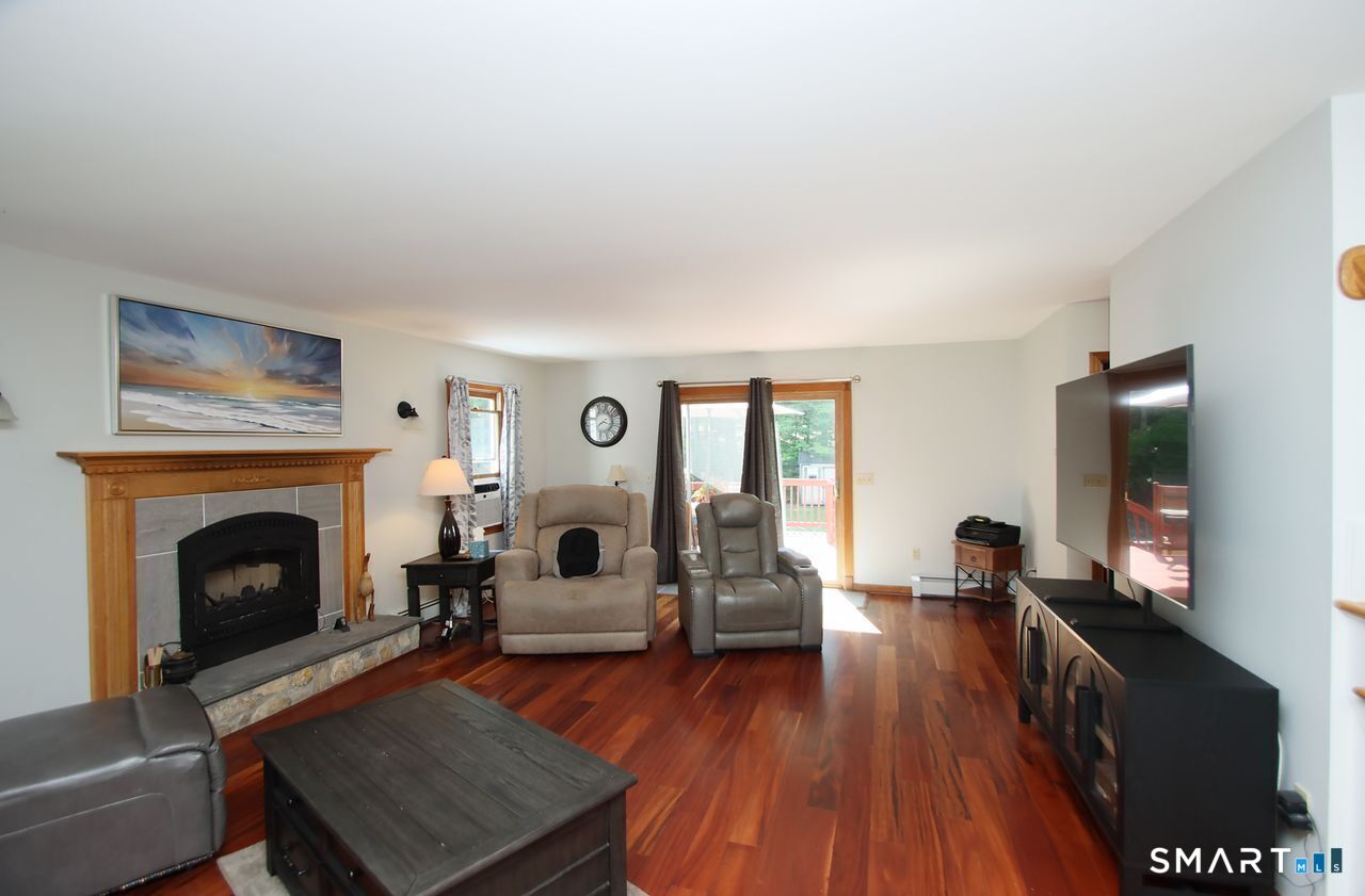 34 Sherry Lane New Milford CT 06776