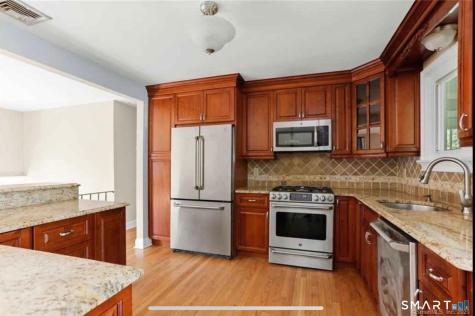 26 Farrel Drive Ansonia CT 06401