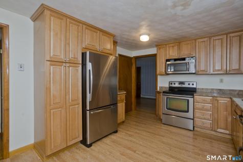 326 Elm Street Windsor Locks CT 06096