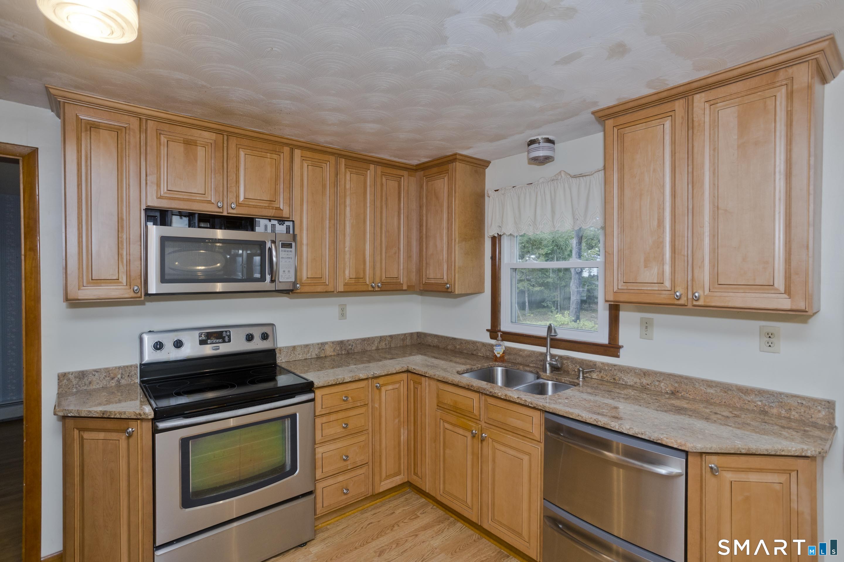 326 Elm Street Windsor Locks CT 06096