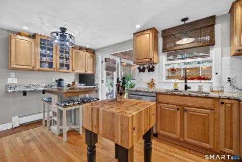 84 Plymouth Road Westbrook CT 06498